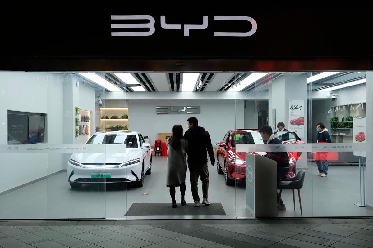 Xitoyning BYD kompaniyasi birinchi marotaba Tesla'dan choraklik daromad bo'yicha o'zib ketdi - Bloomberg.